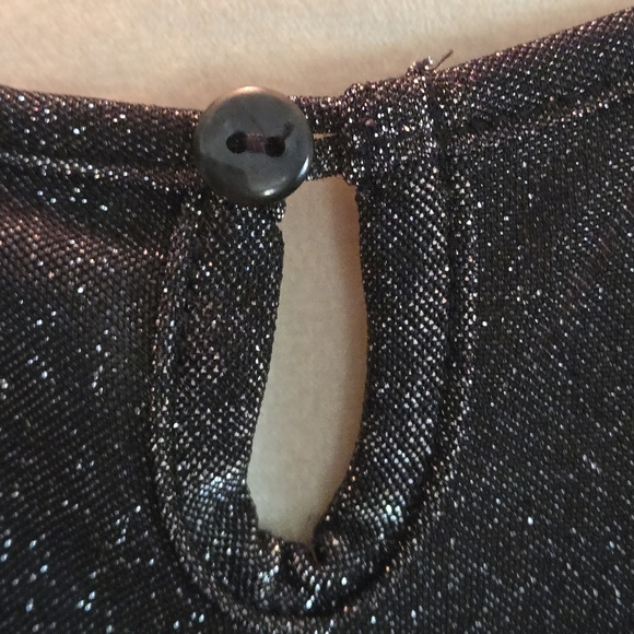 Avenue Charcoal Gray Metallic Glitter Top Short Sleeve Women's Size 18/20 - Picture 8 of 12